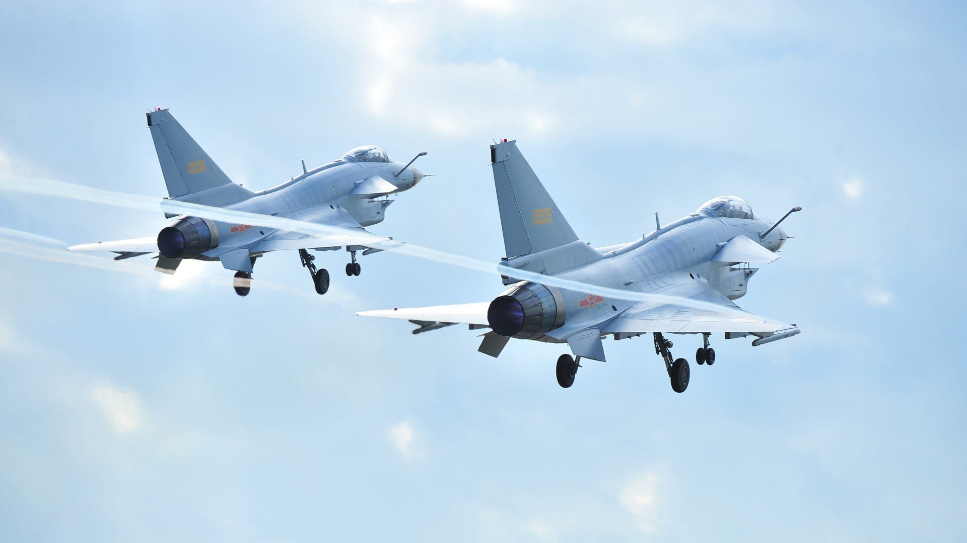 米兰双雄奋力争冠,意甲局势火热